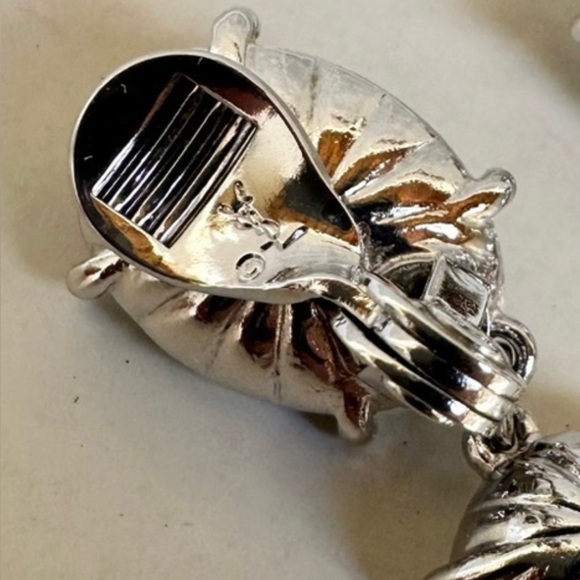 Yves Saint Laurent “YSL” crystal drop clip on earrings - Picture 9 of 9